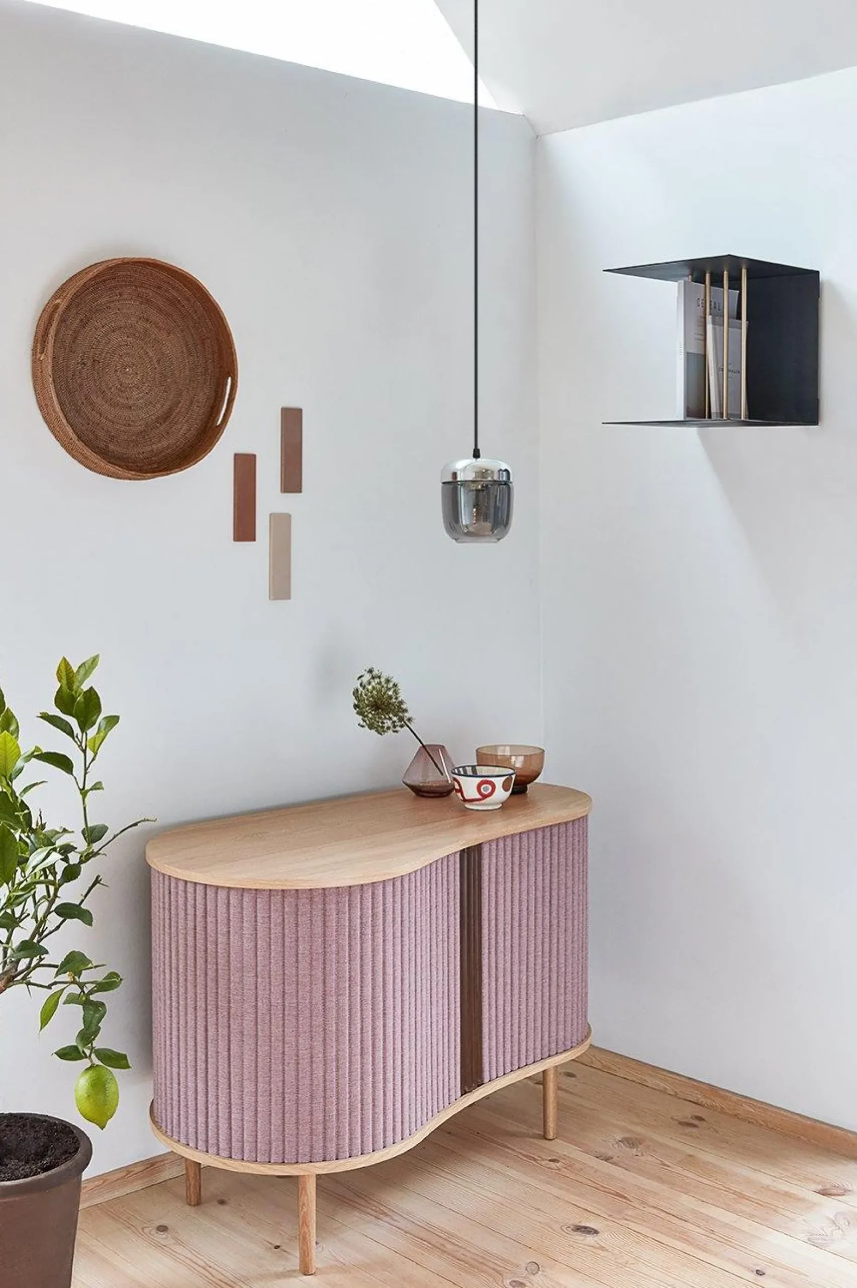 Acorn | smoked steel
