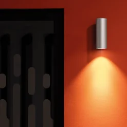 Ago applique wall | black anodized aluminium