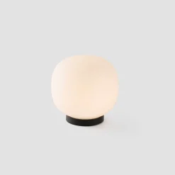 Amelia table | matt black
