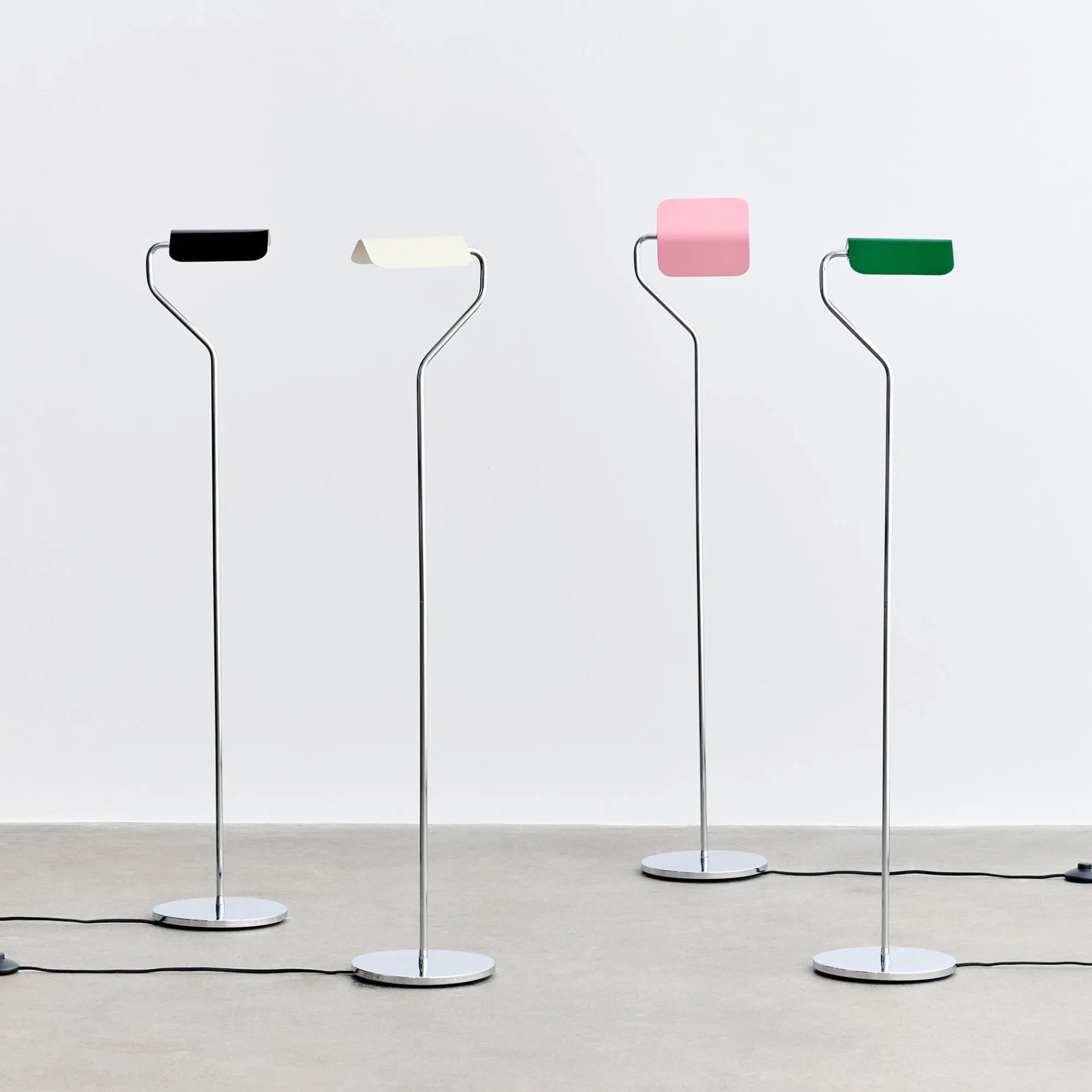 Apex floor lamp | oyster white
