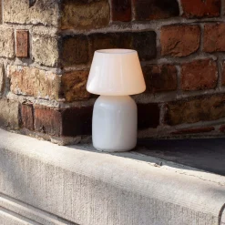 Apollo portable | white opal glass