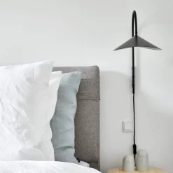 Arum swivel wall | black