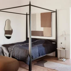 Arum swivel wall | bronze