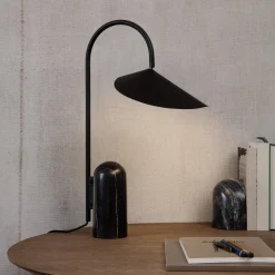 Arum table | cashmere