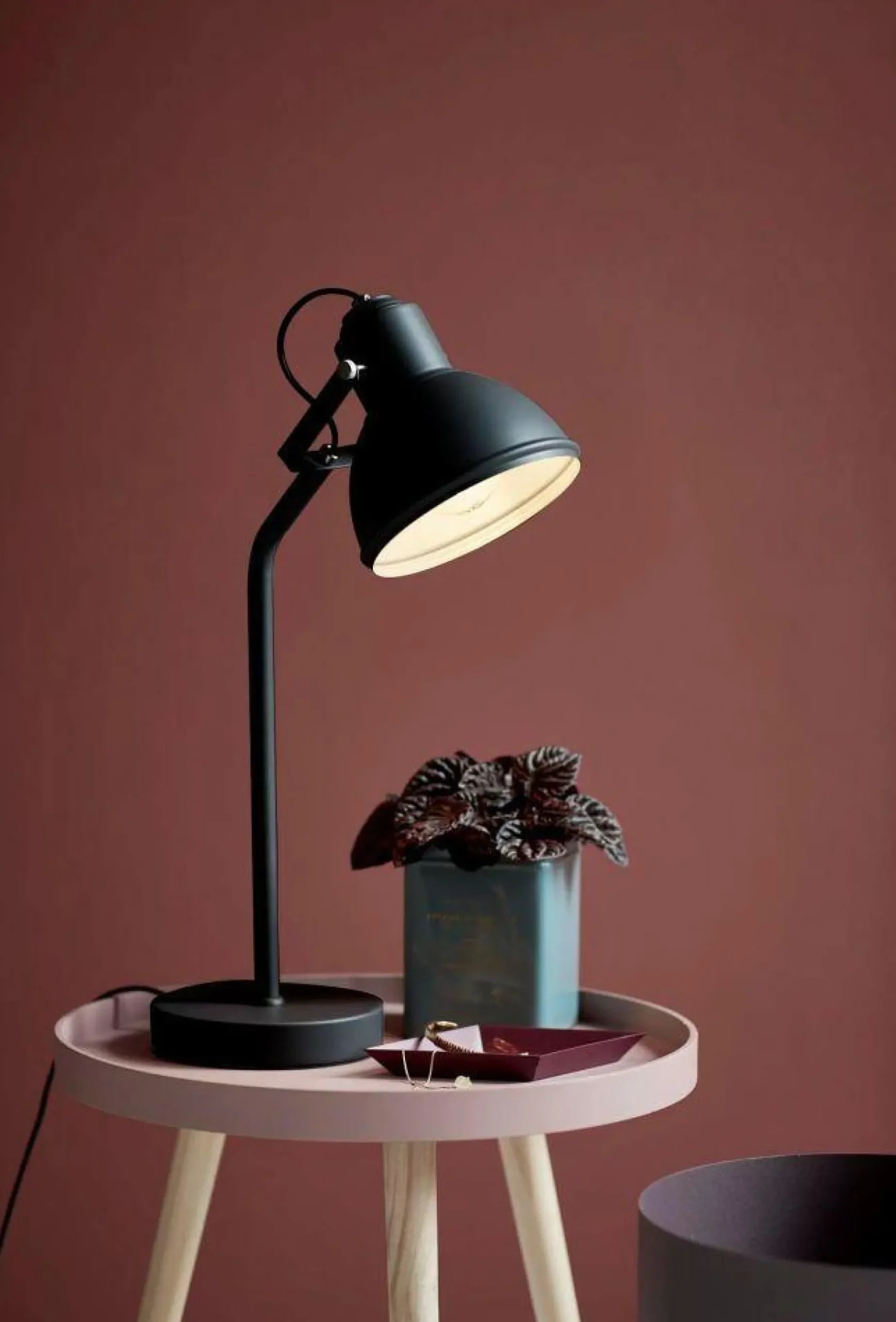 Aslak 2 | Black