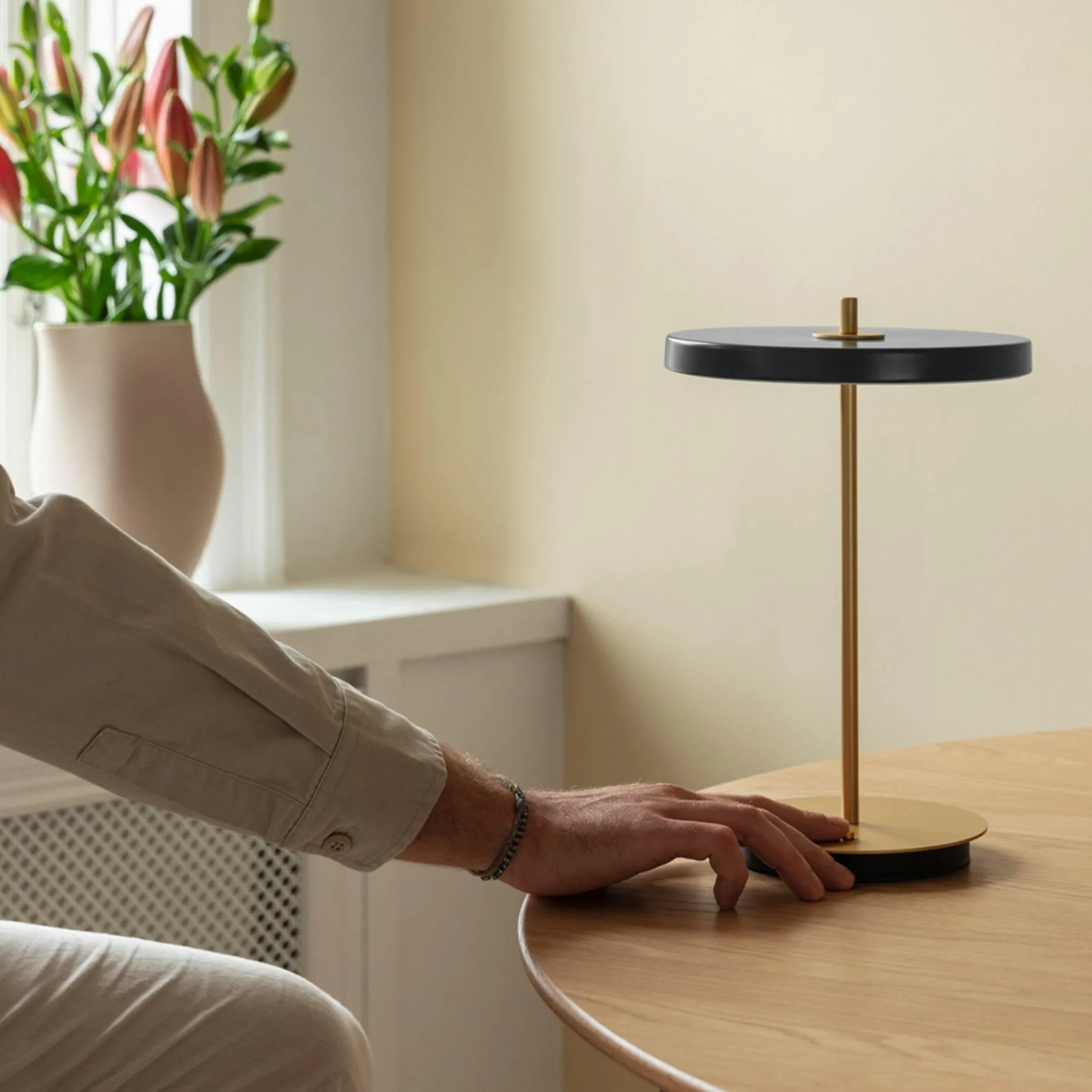 Asteria move portable | nuance orange