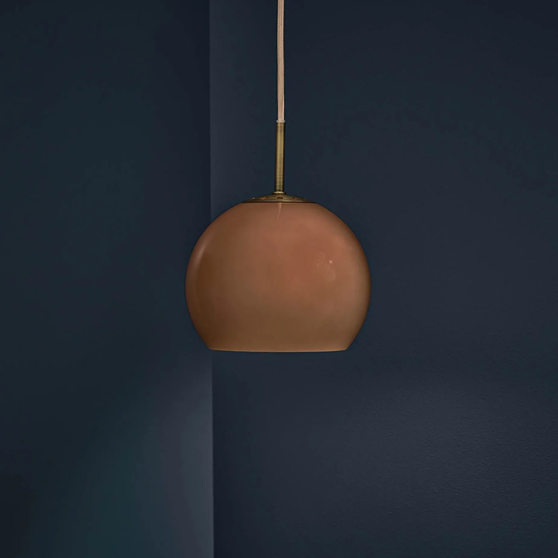 Ball 18 glass pendant | amber