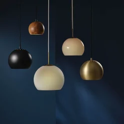 Ball 18 glass pendant | cappuccino