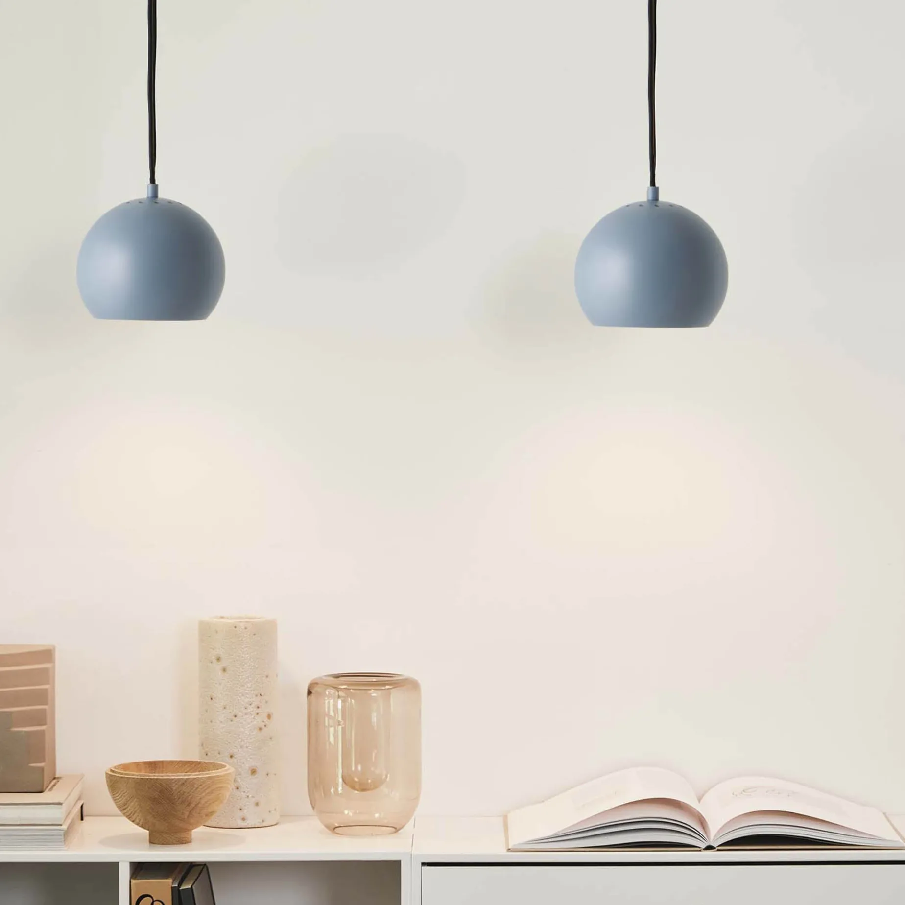 Ball 18 pendant | matt aqua green