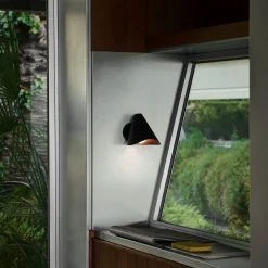 Bonnet wall SC103 | black and bronzed