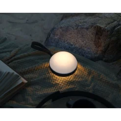 Bring to go portable | white and black