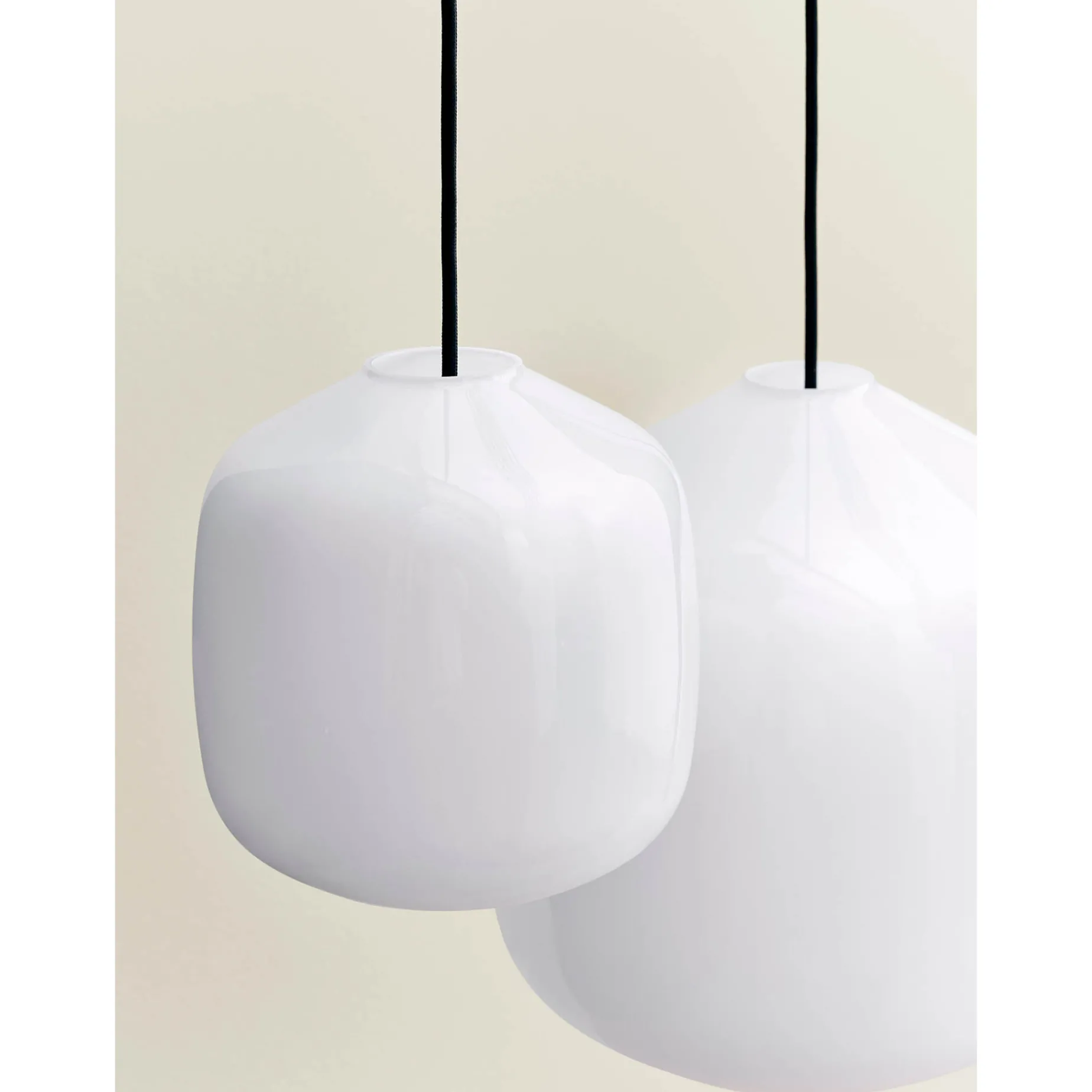 Buoy pendant lamp ⌀30 | opal white / rusty red
