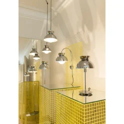 Butterfly floor | chrome