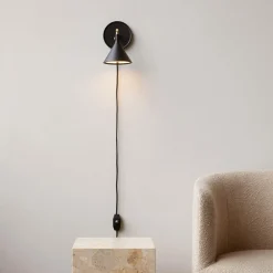 Cast Sconce Wall Lamp | black