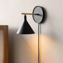 Cast Sconce Wall Lamp | black