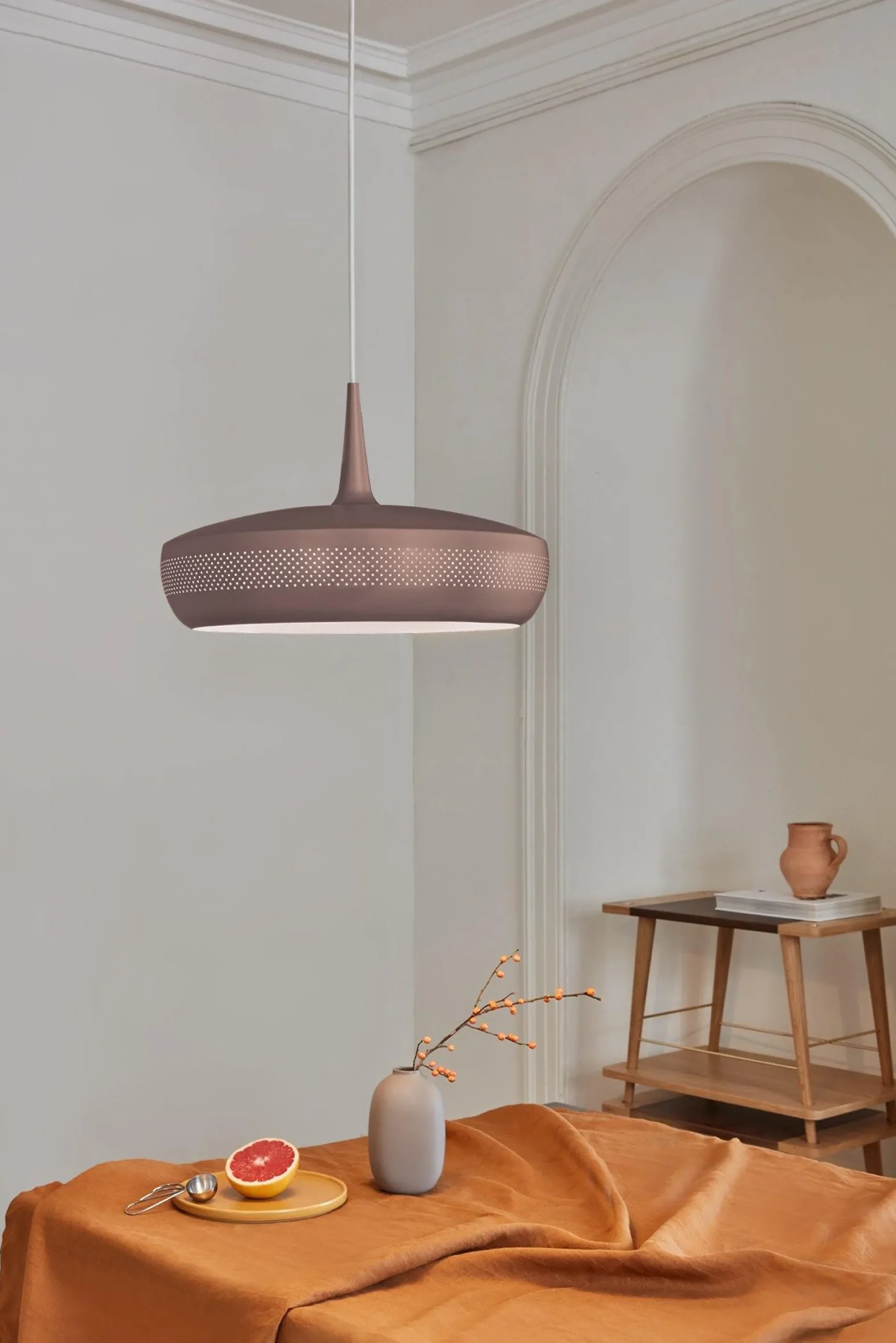 Clava Dine | Black