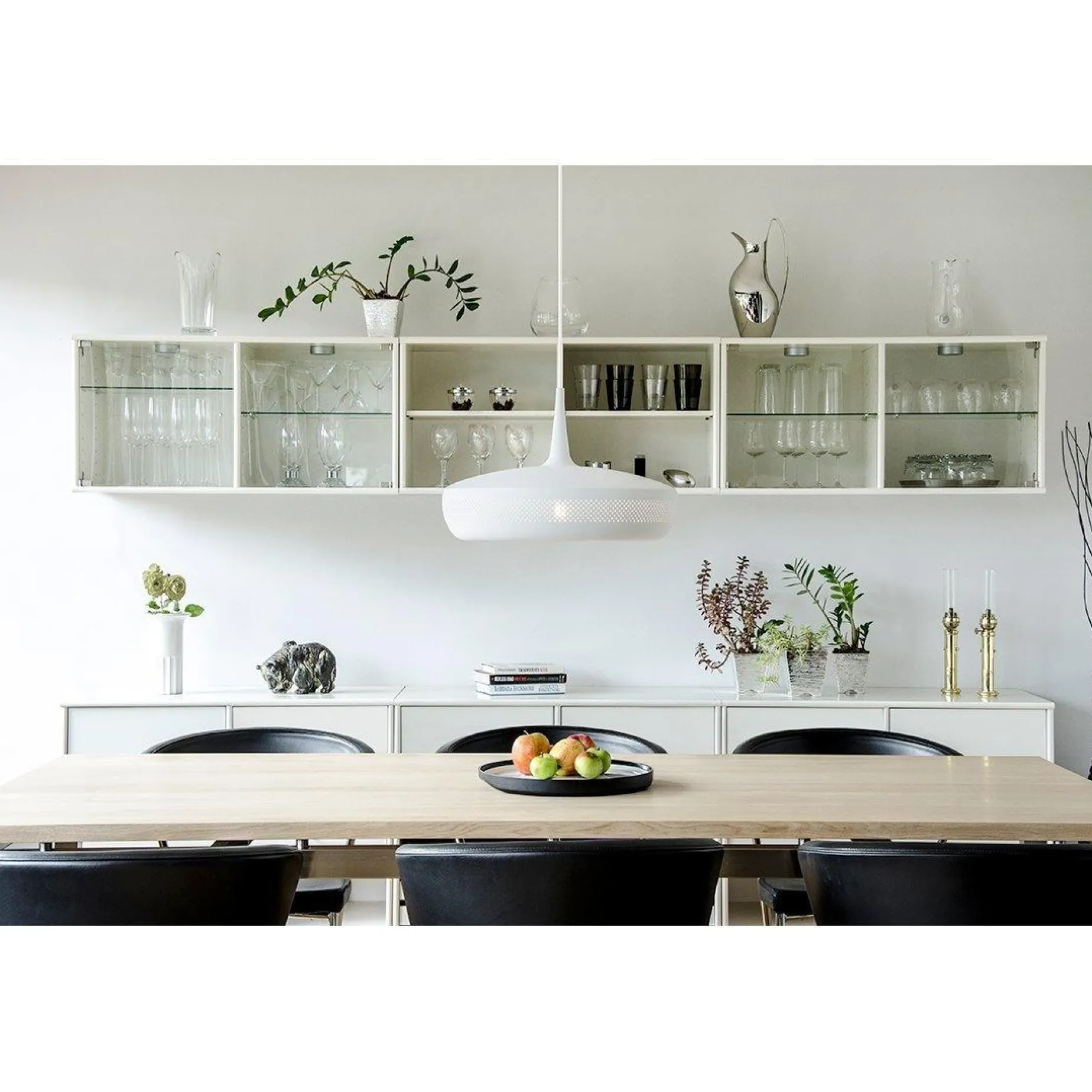 Clava Dine | Black
