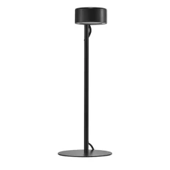 Clyde T | black