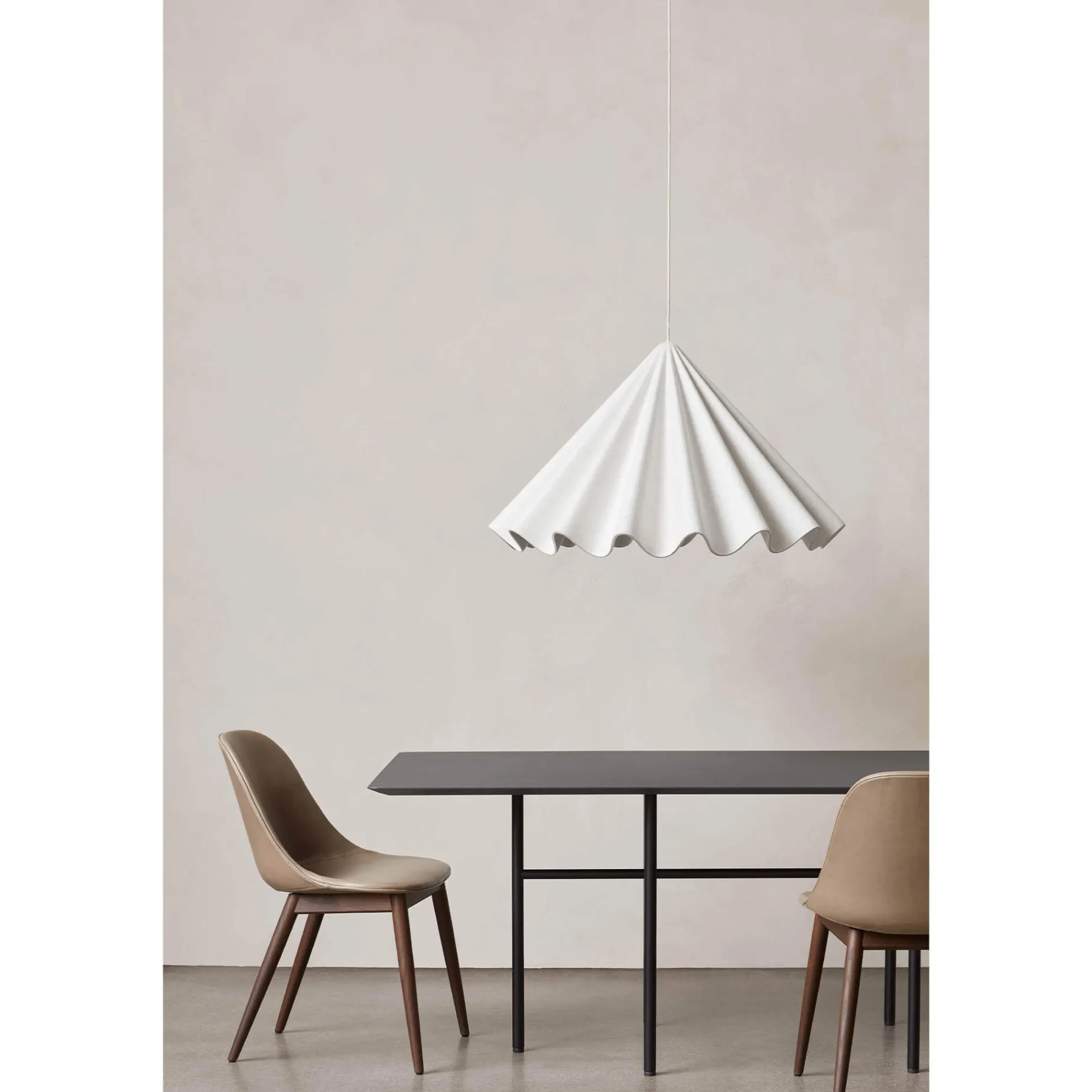 Dancing pendant ⌀65-95 | off-white