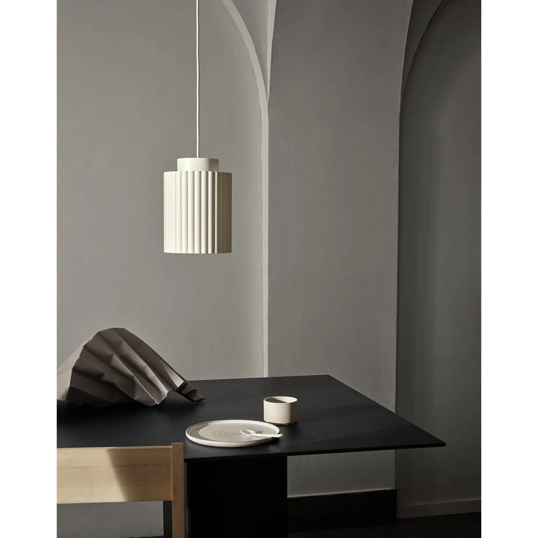 Donna 18 pendant | linen