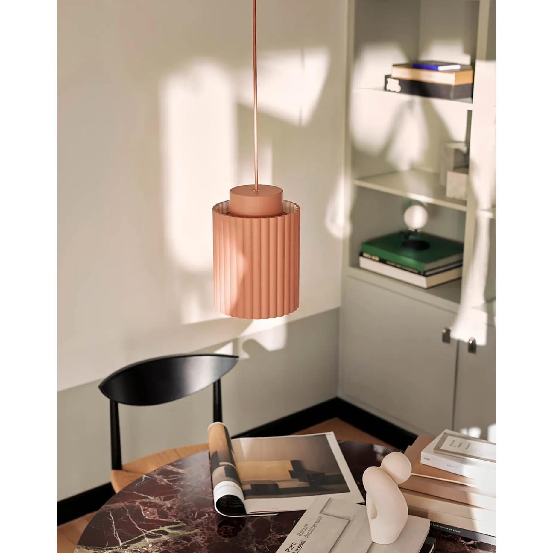 Donna 18 pendant | linen