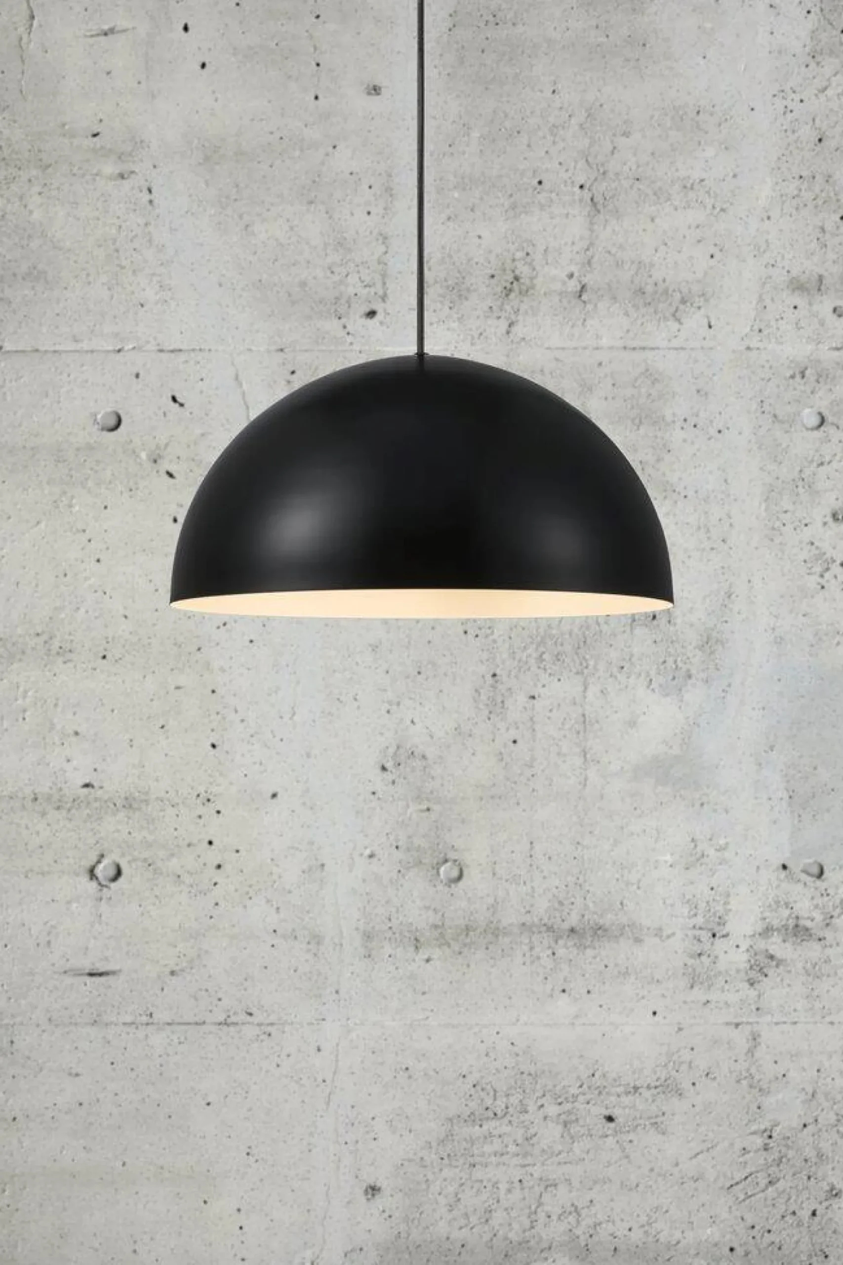 Ellen 40 pendant | Black