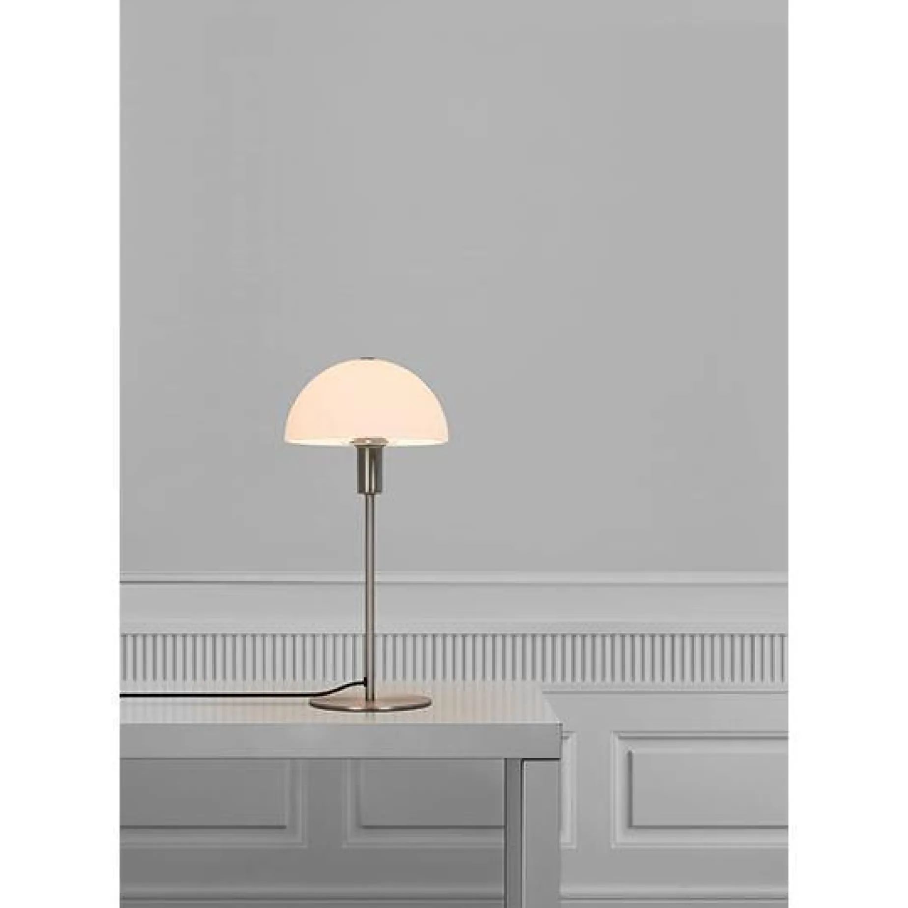 Ellen 20 table | opal brass