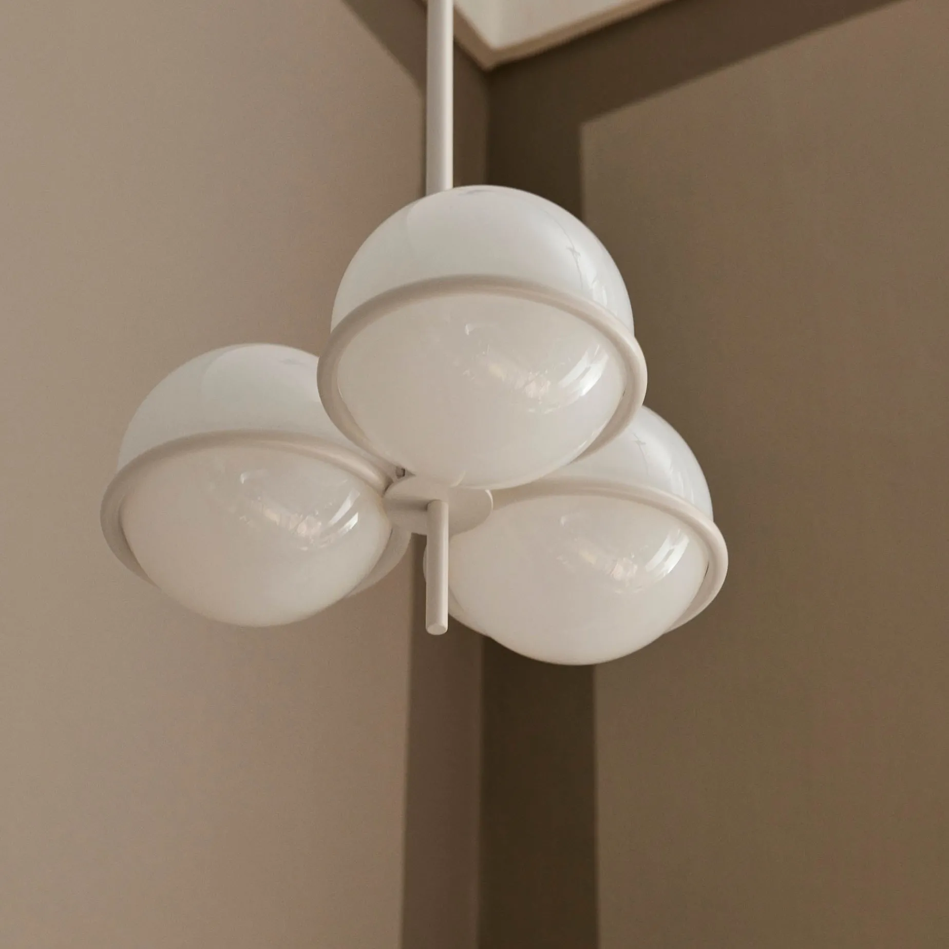Era chandelier | black