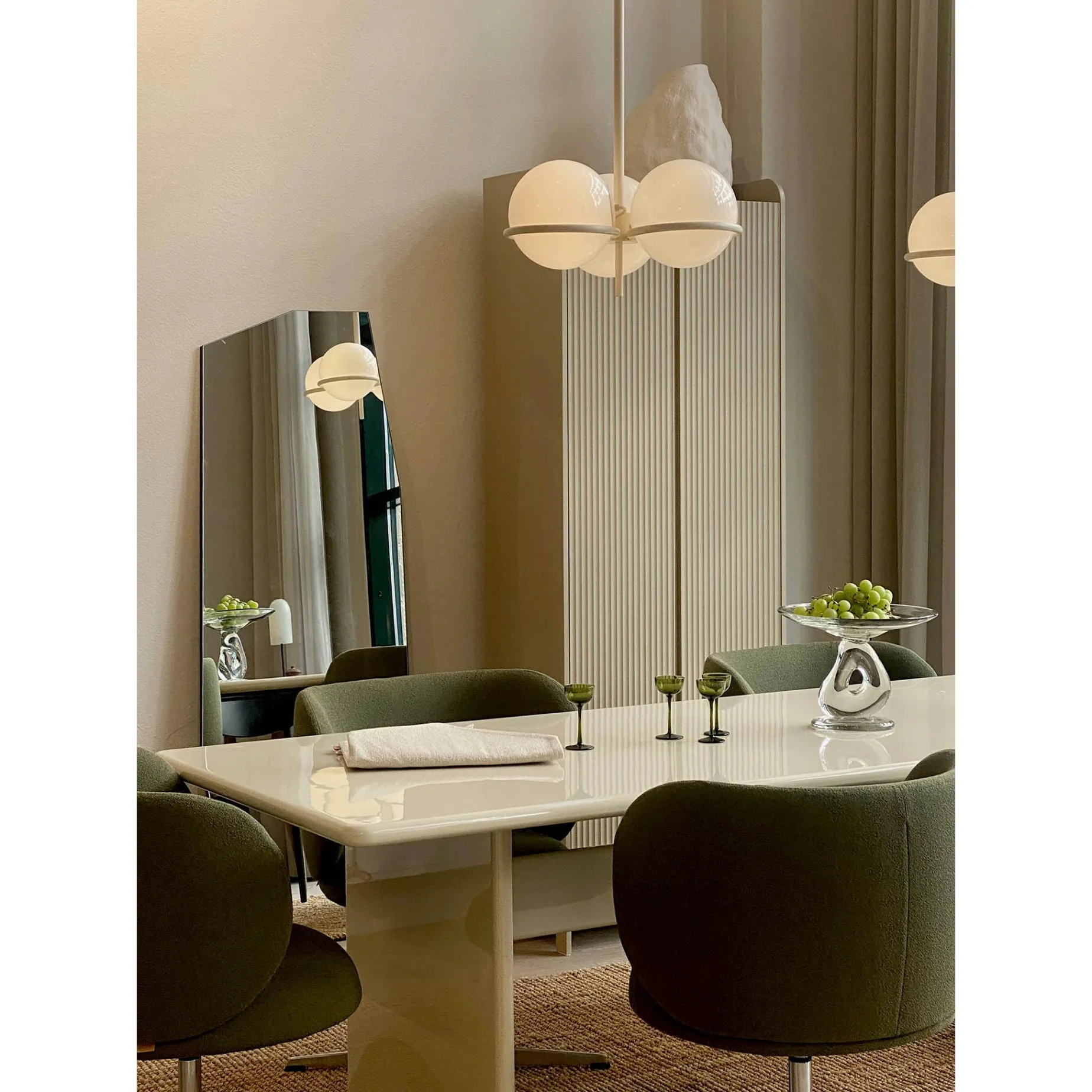 Era chandelier | eggshell