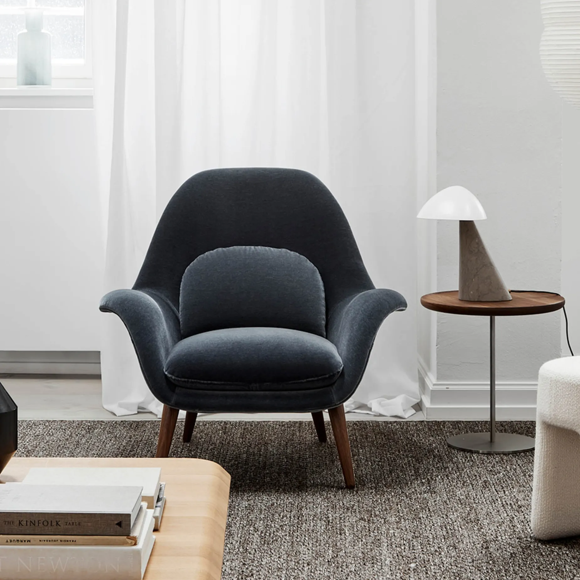 Fellow table | dark atlantico limestone