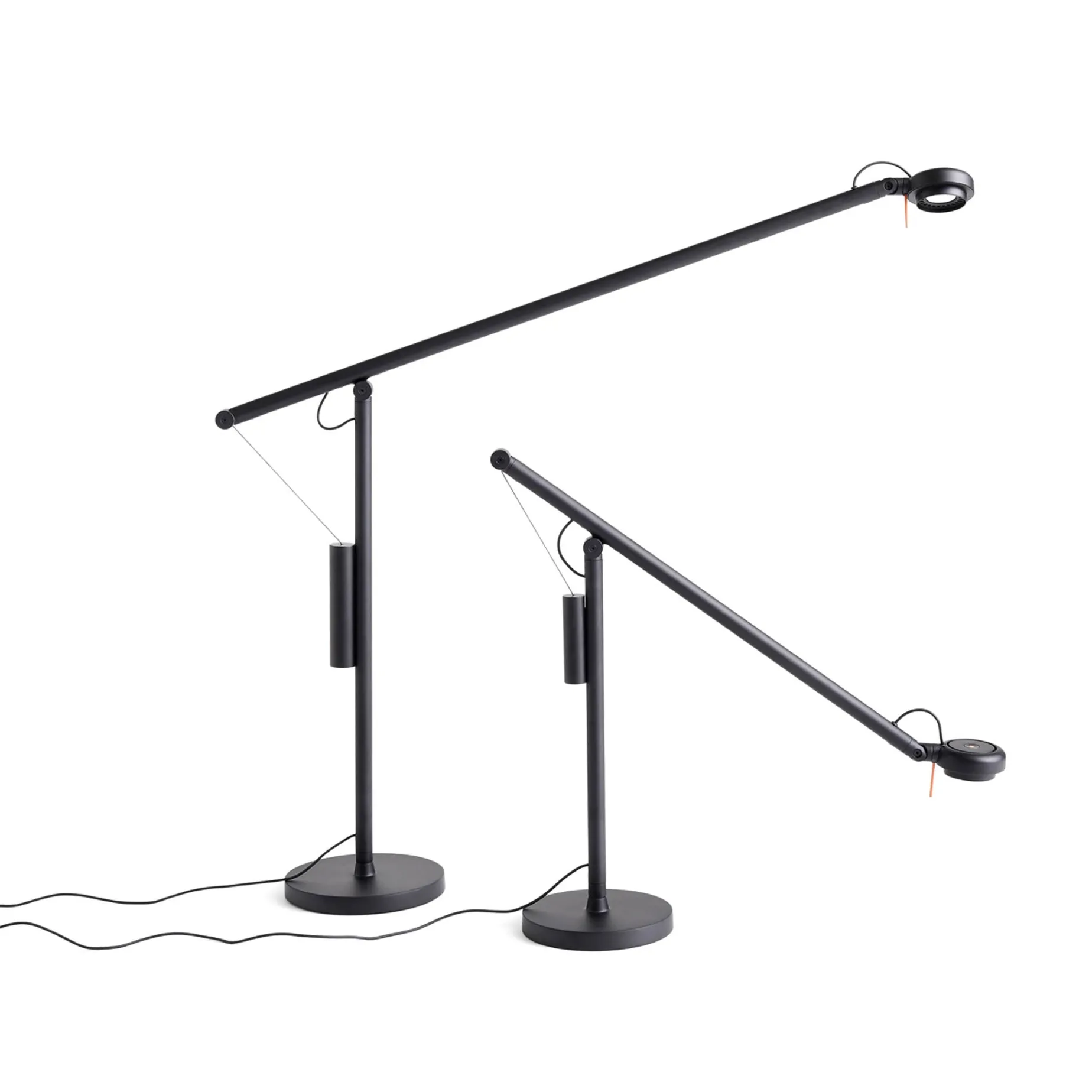Fifty-Fifty mini table lamp | soft black