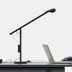 Fifty-Fifty mini table lamp | soft black