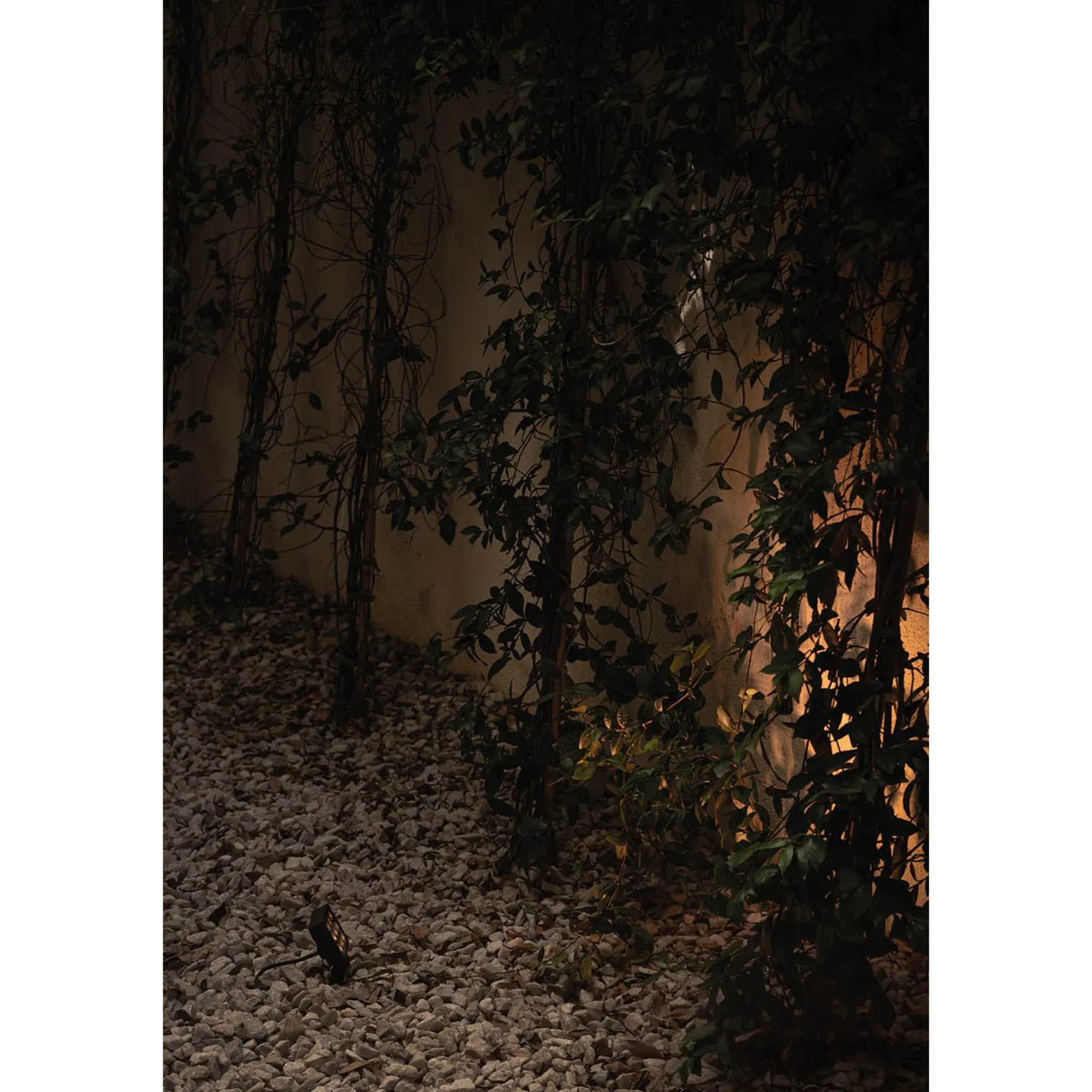 Flash outdoor | textured oxidon