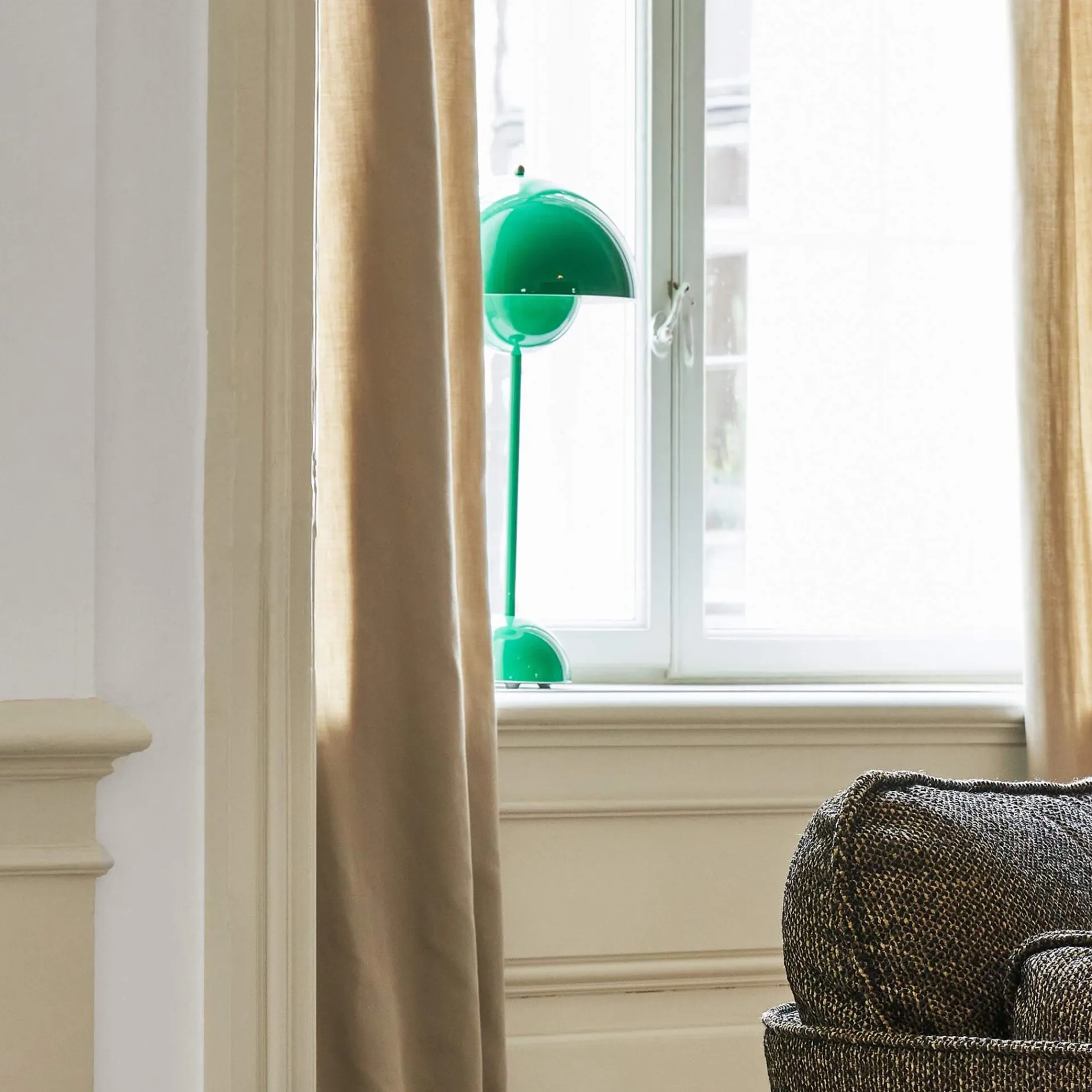 Flowerpot VP3 | signal green