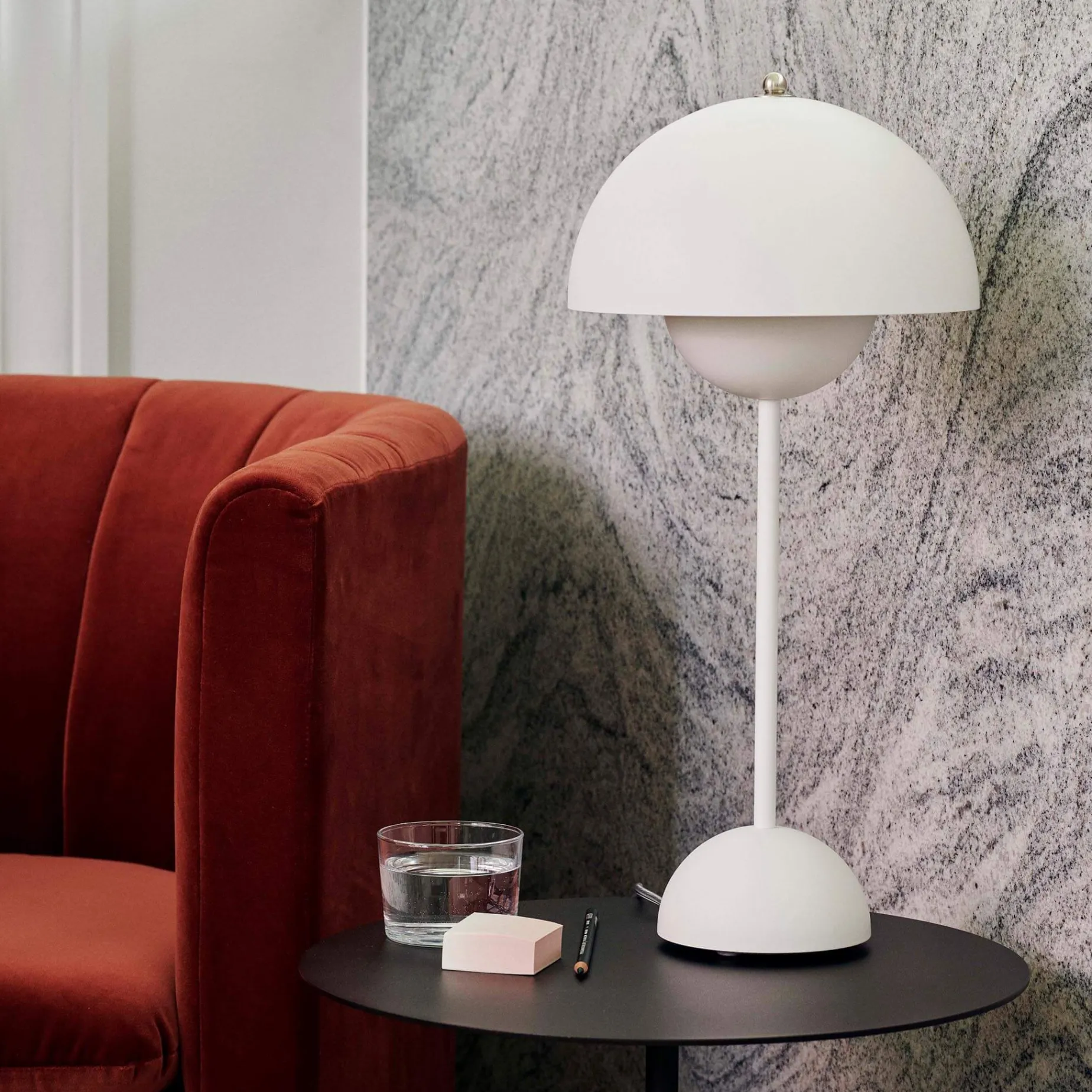 Flowerpot VP3 | vermilion red