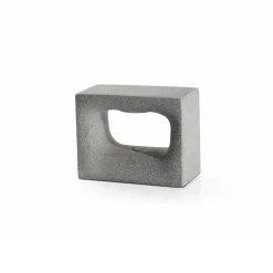 Glint post 700 | seaside concrete
