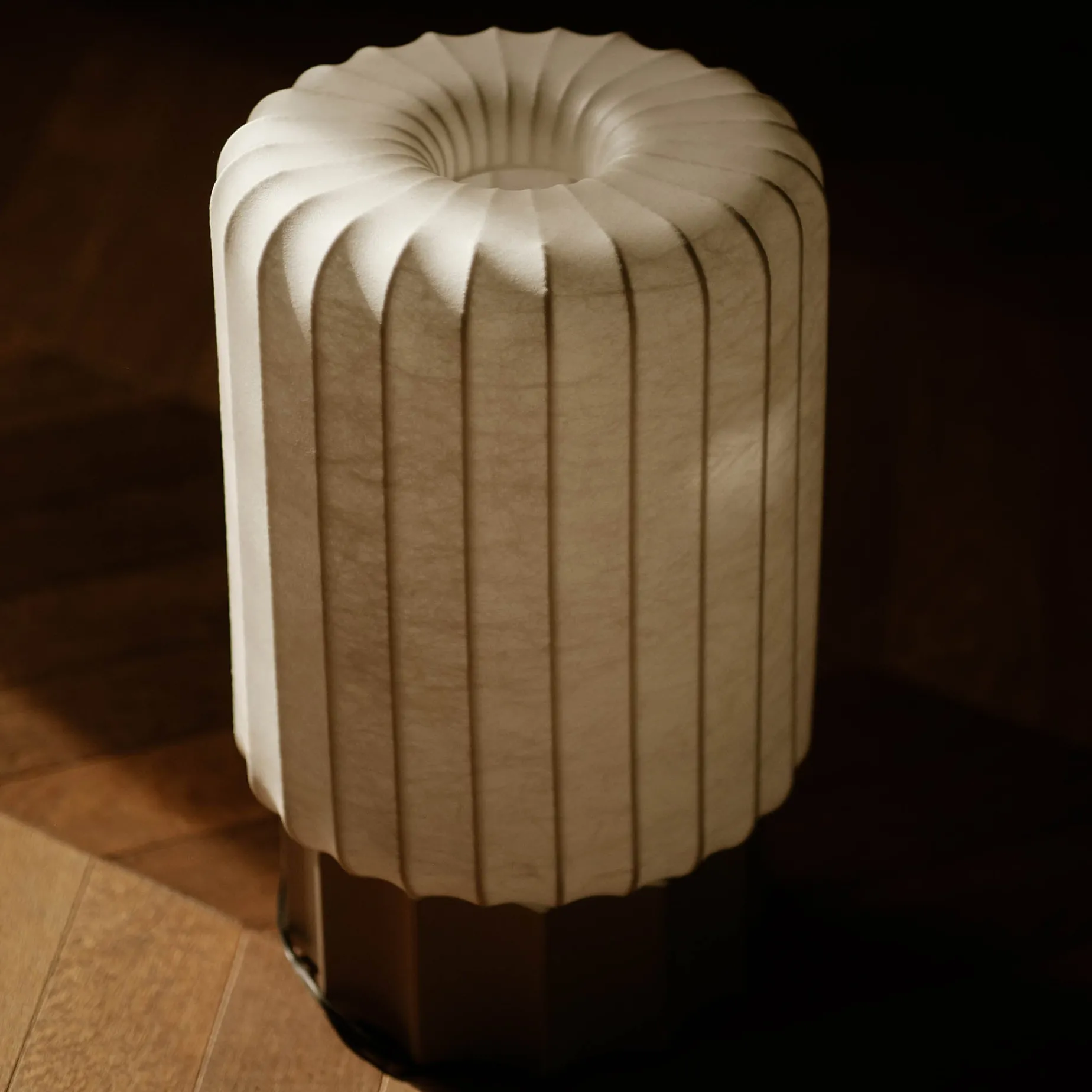 Half meter | cocoon and aluminium