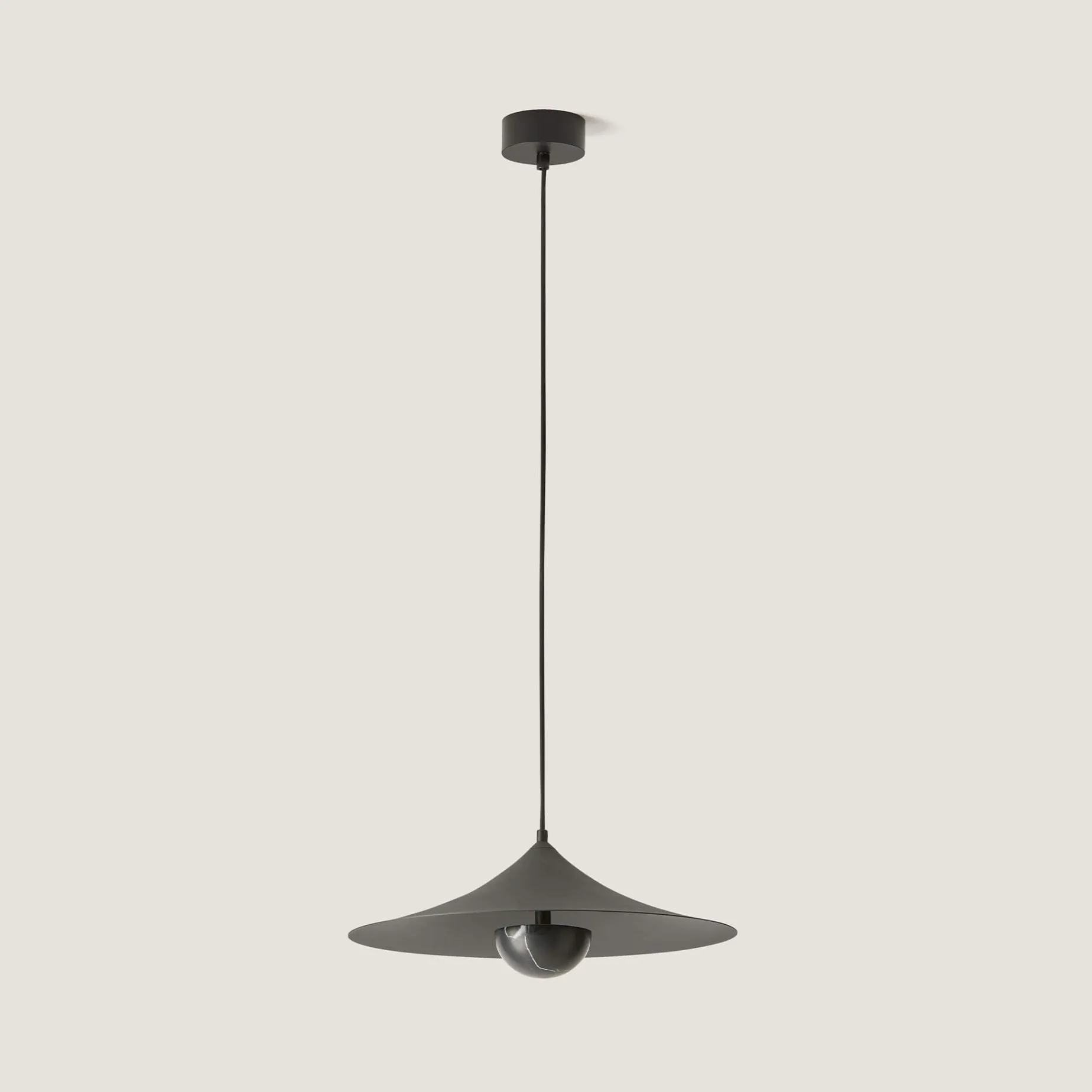 Hat ⌀40 pendant | matt black