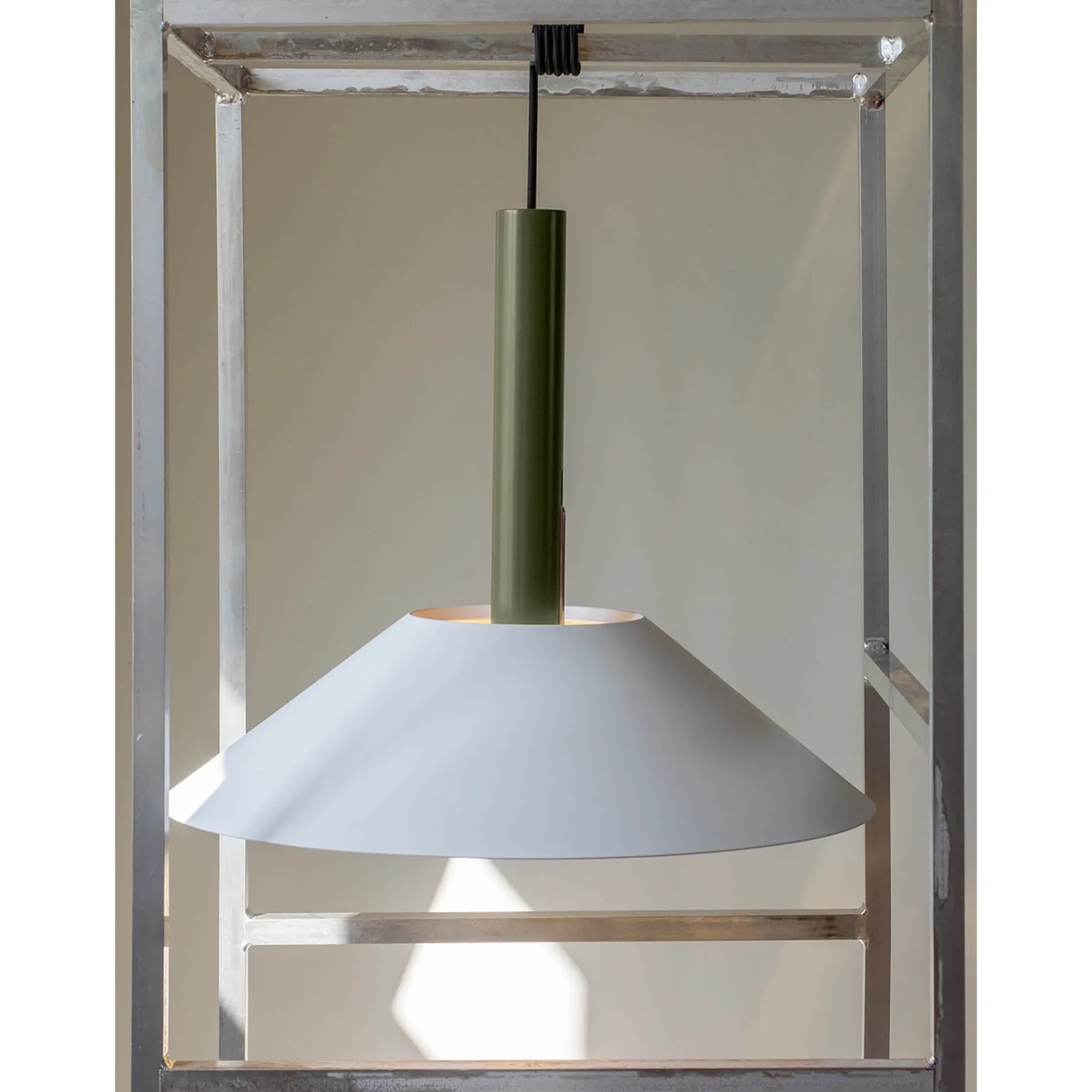 Hook 50-60 pendant | black