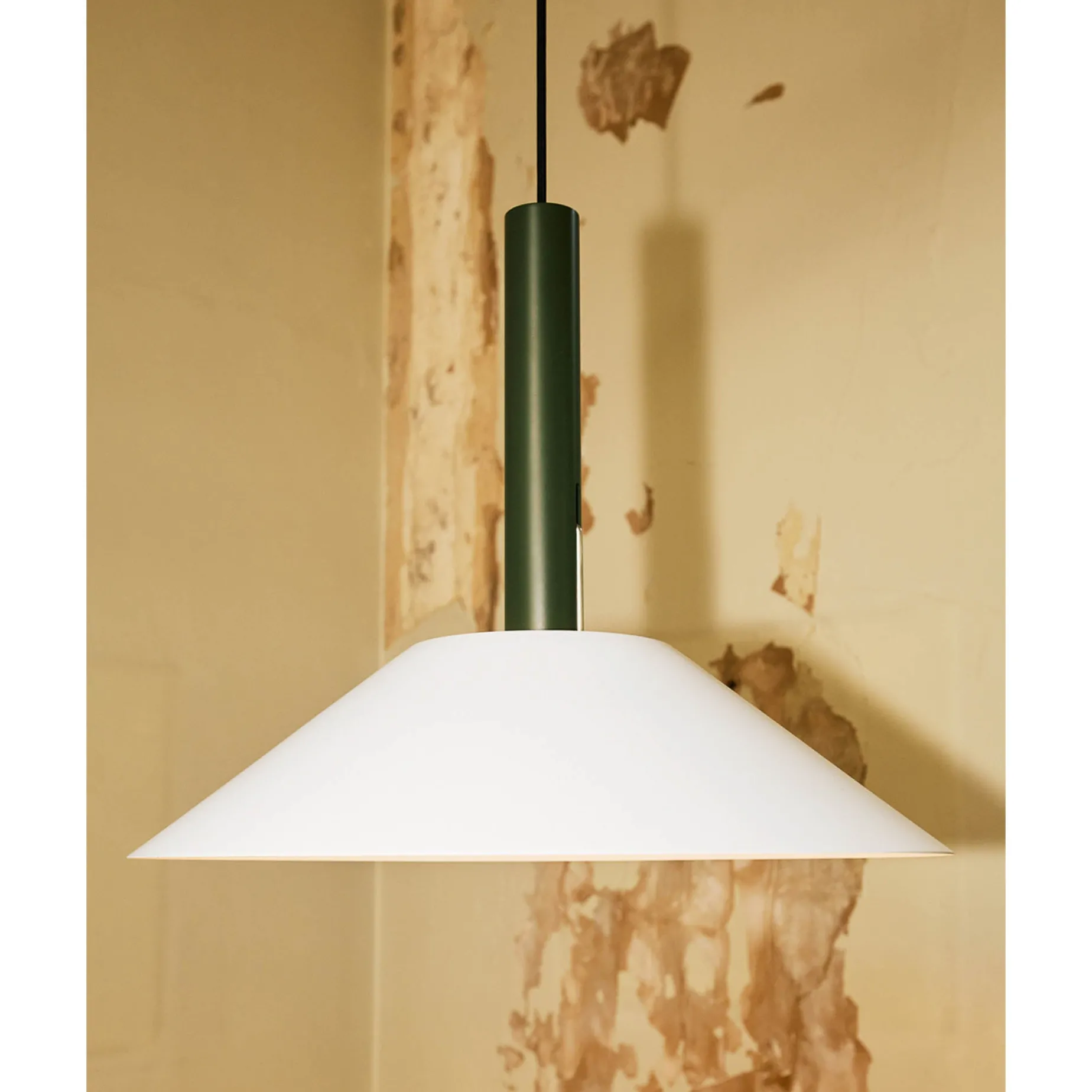 Hook 50-60 pendant | black