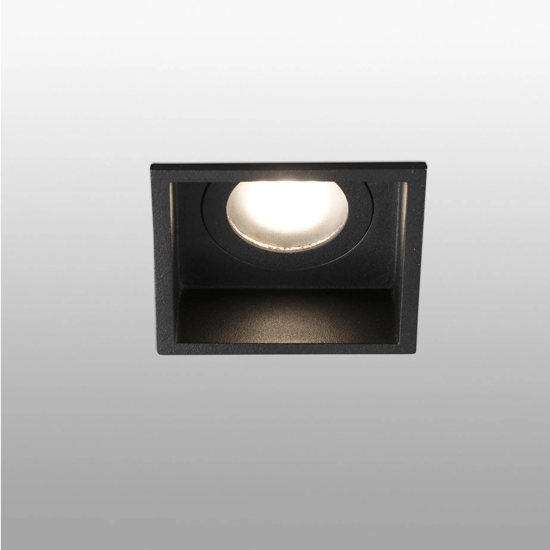 Hyde square IP | black