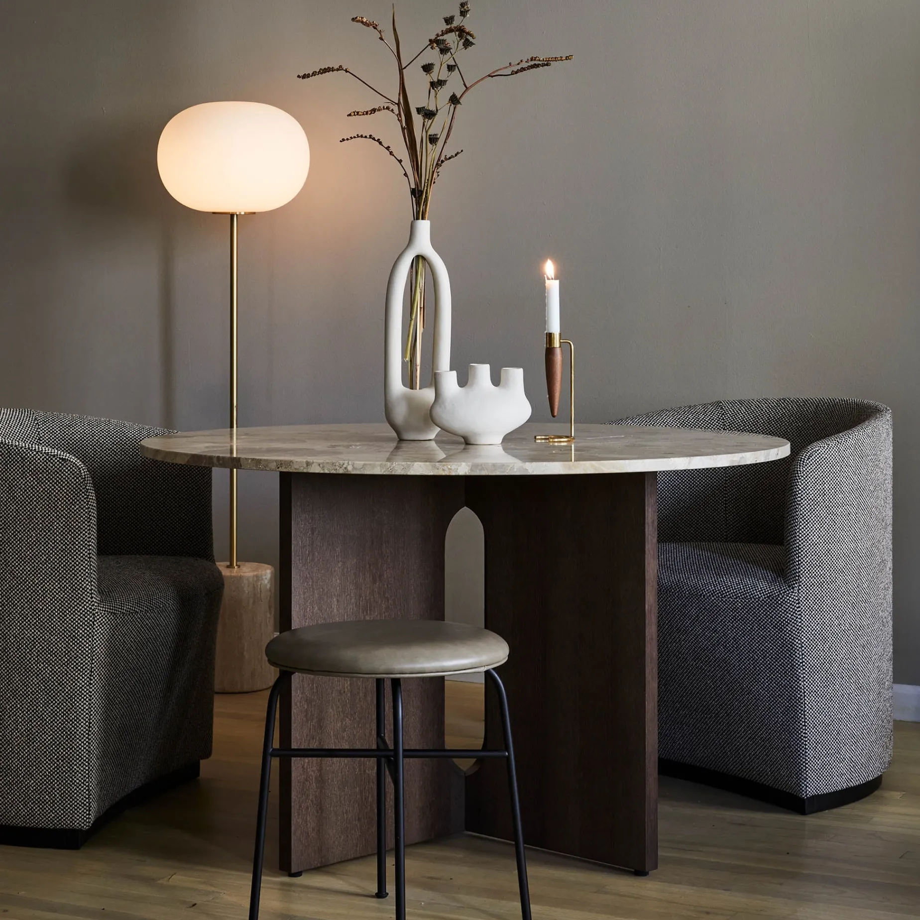 JWDA floor | carrara marble and bronzed brass