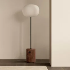 JWDA floor | travertine and brushed brass