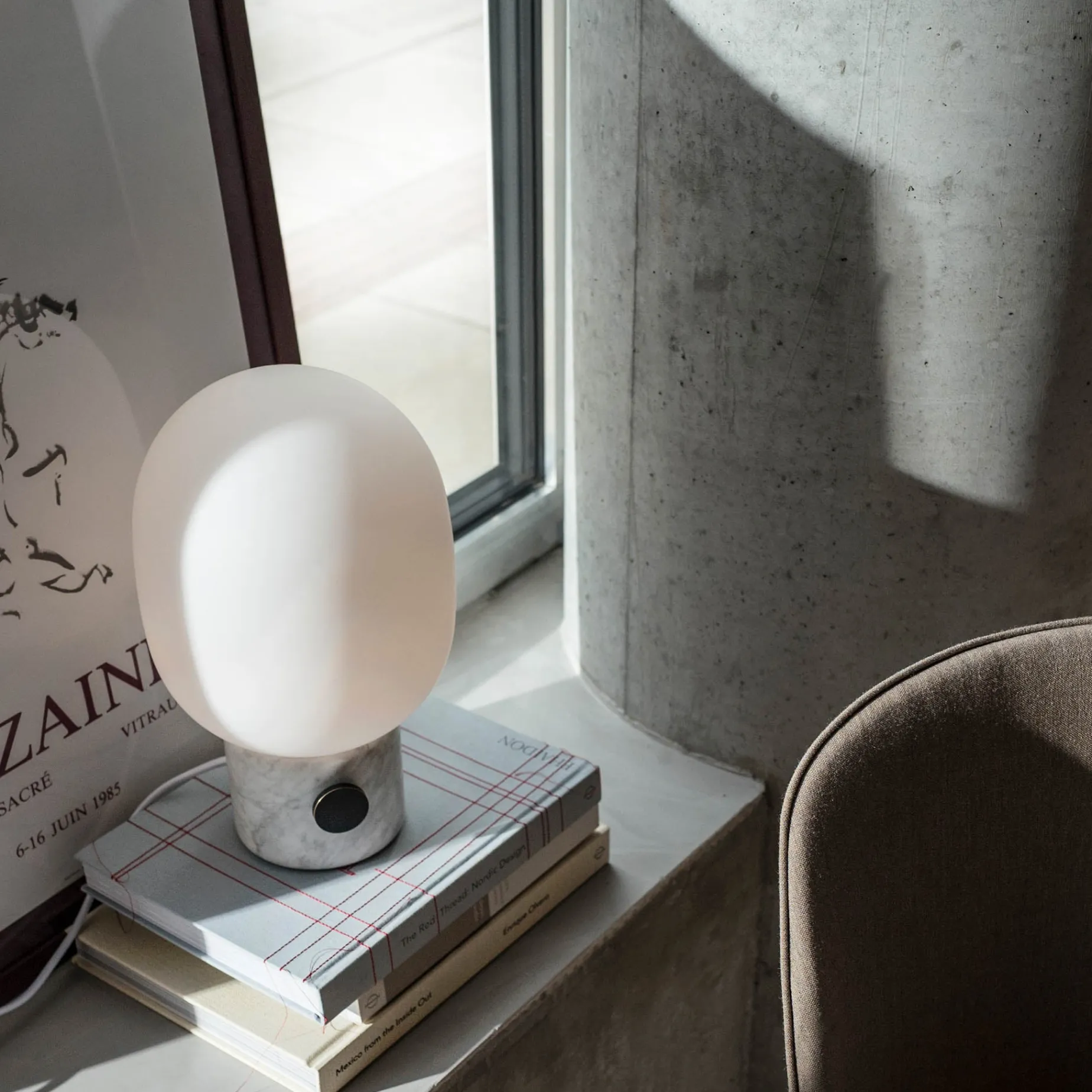 JWDA table lamp | carrara marble