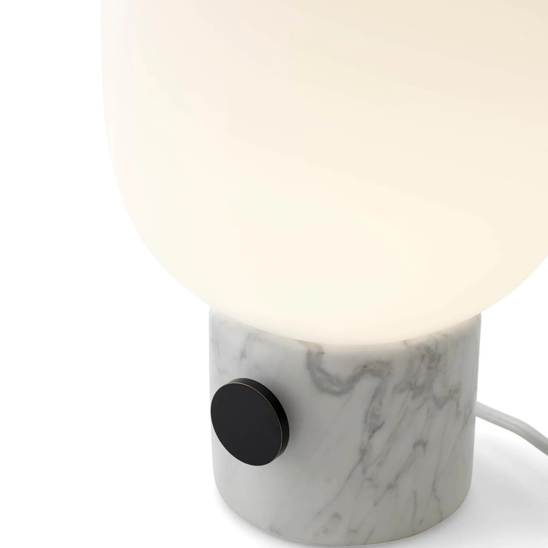 JWDA table lamp | carrara marble