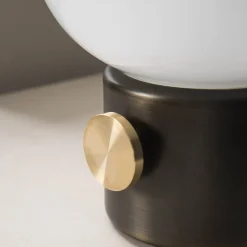 JWDA table lamp | polished brass