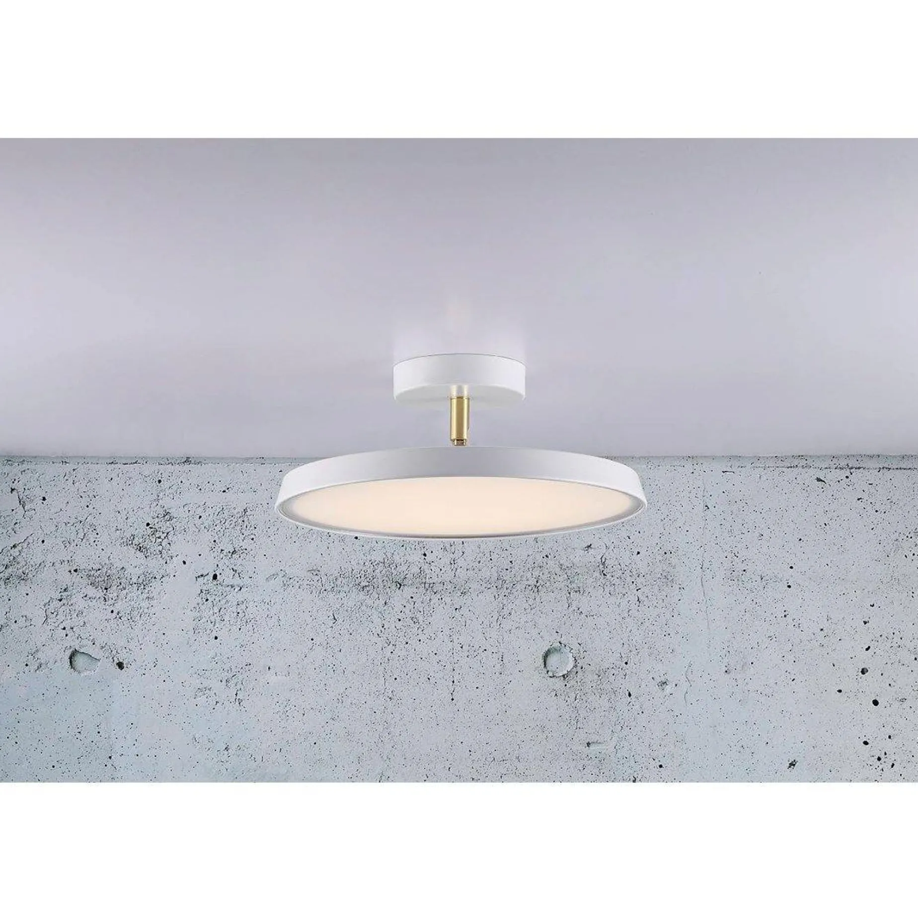 Kaito Pro 30 | white
