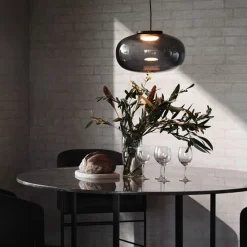 Karl Johan p | opal white