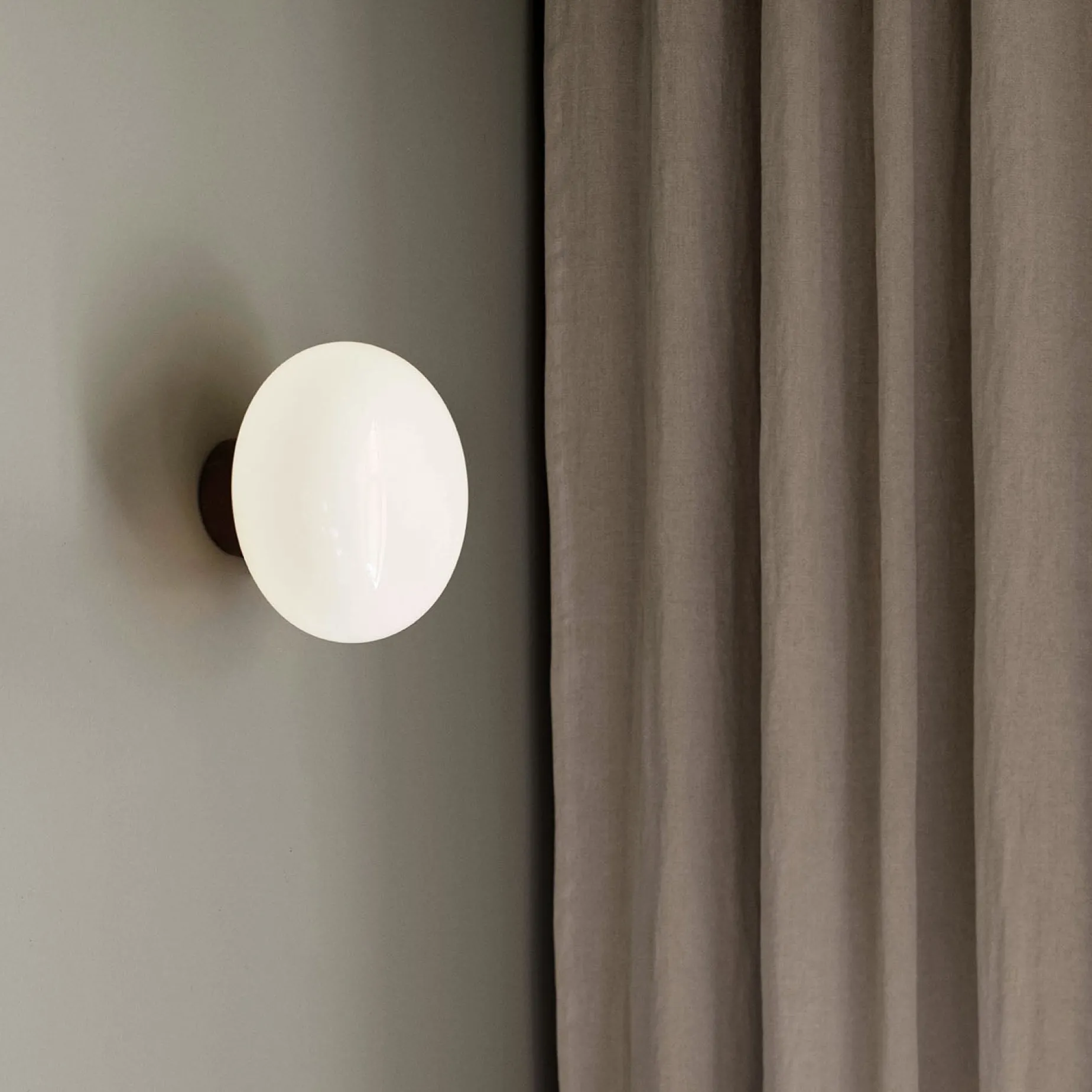 Karl Johan w | smoked oak and white opal glass