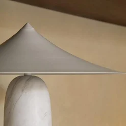 Kine t | matt white and brass